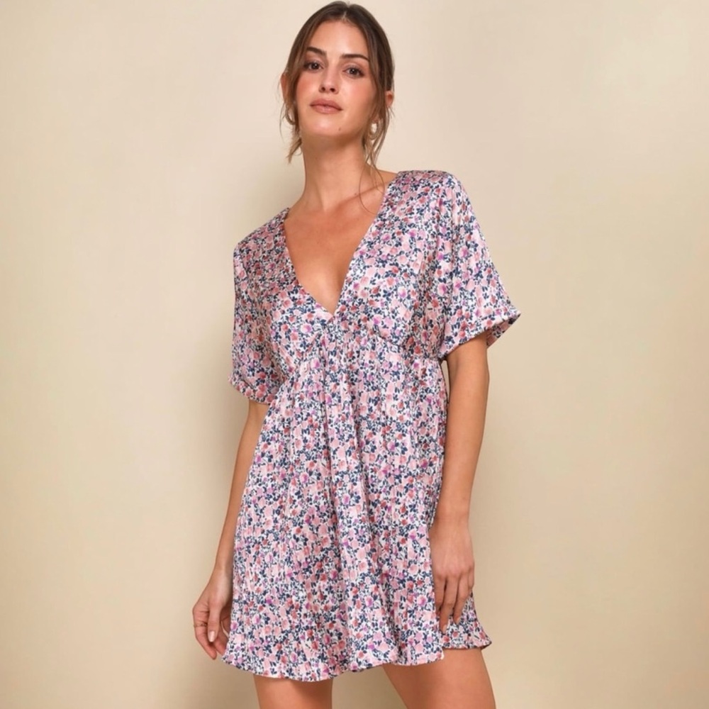 Lulu's Pink Floral Mini Dress